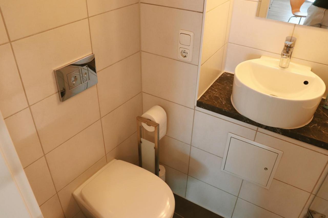 Helles Apartment Fuer 1-2 Pers. Mit Parkplatz Und Wifi Kraiburg am Inn 외부 사진