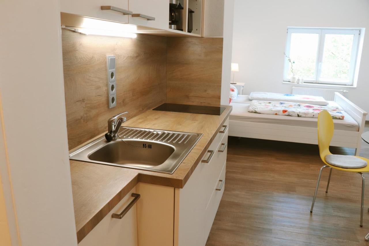 Helles Apartment Fuer 1-2 Pers. Mit Parkplatz Und Wifi Kraiburg am Inn 외부 사진