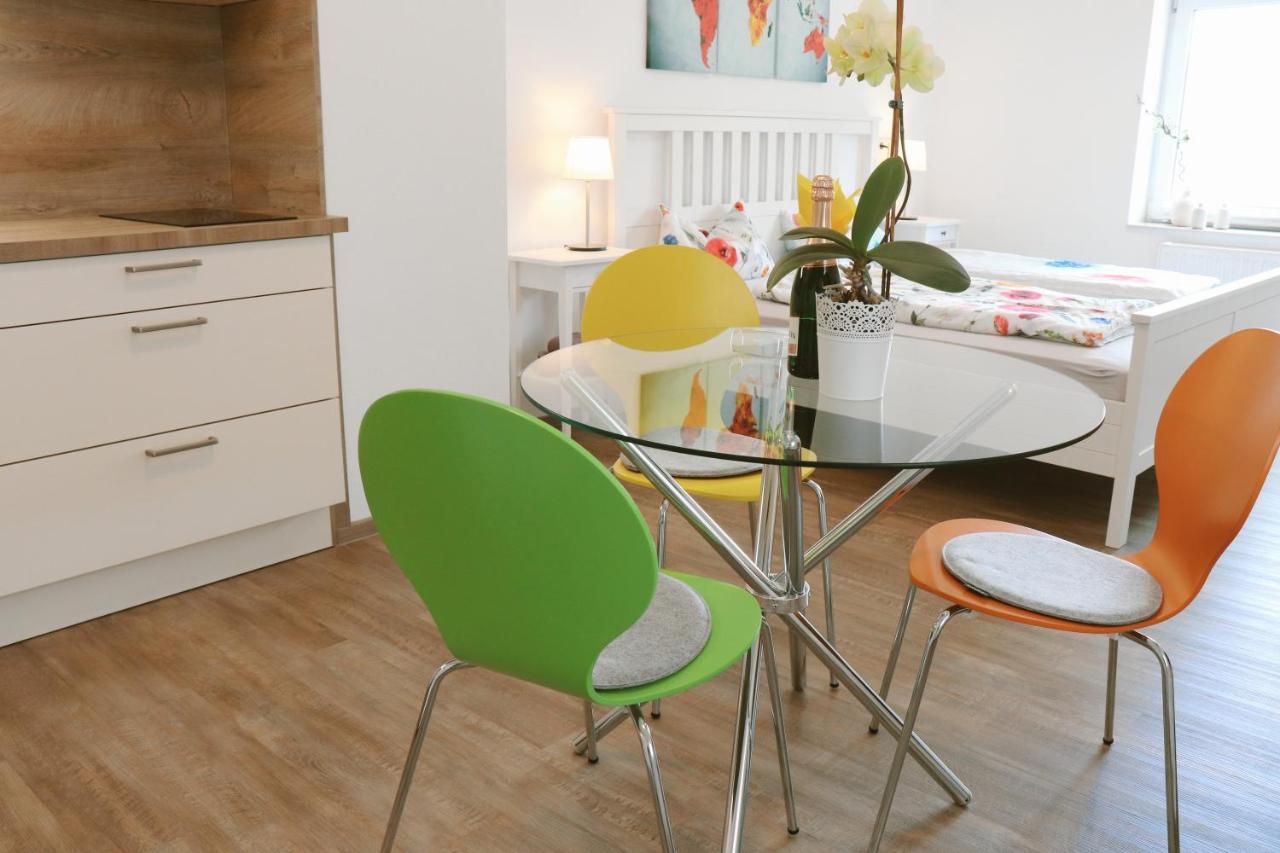 Helles Apartment Fuer 1-2 Pers. Mit Parkplatz Und Wifi Kraiburg am Inn 외부 사진